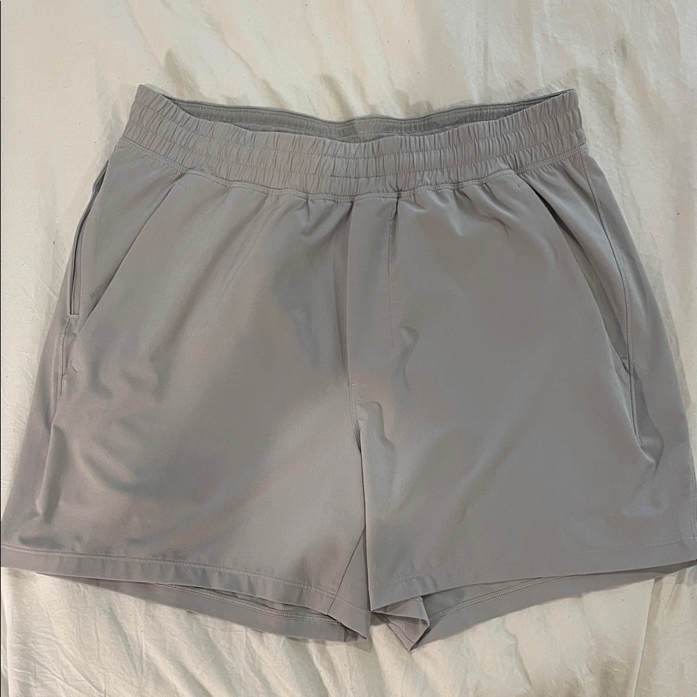 Lululemon 5” Pacebreaker Shorts